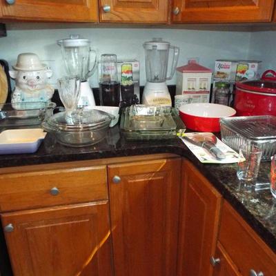 KITCHEN FULL OF STUFF AT LOW PRICES