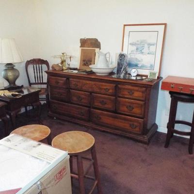 BARGAIN BEDROOM