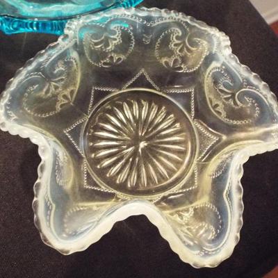 OPALESCENT AND CLEAR ANTIQUE DISH