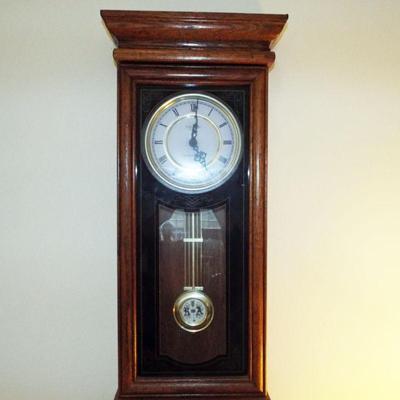 VERICHRON WALL CLOCK