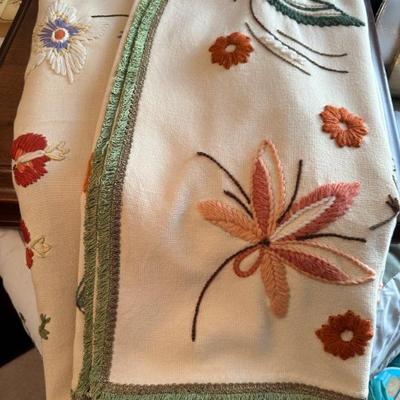 Crewel table cloth or coverlet 