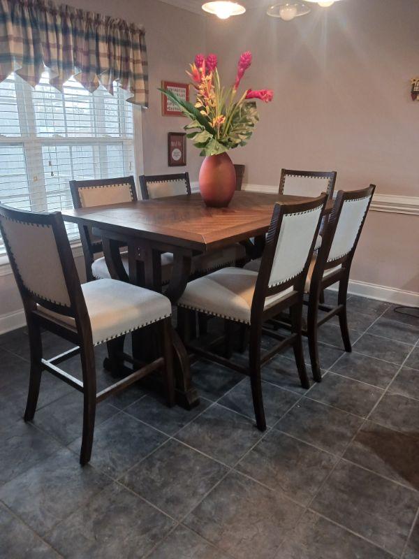 Large Estate Sale On Westwind Drive off Whitehall Shores rd in Florence