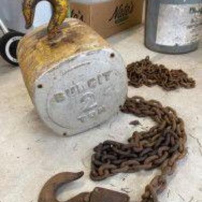 Estate sale photo