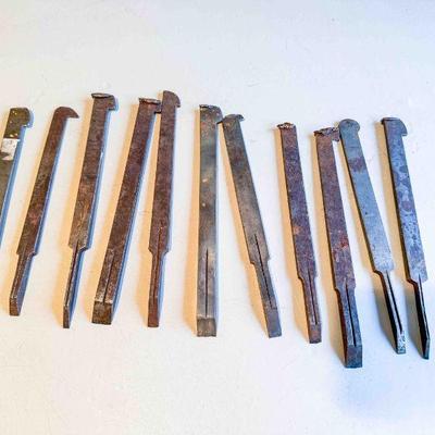 (lot) 11 plow plane blades of various sizes and makers, Fair to Good