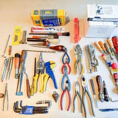 (lot) Large lot of hand tools, Stanley, Veritas, and others, Good+