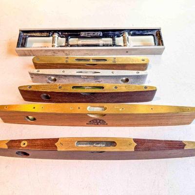 (lot of 5) 10â€ to 12â€ torpedo levels, various makers, and (1) Stanley No. 36 12â€ level, Very Good