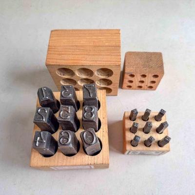 2 Sets of number stamps, 1/8â€ and Â½â€, Very Good