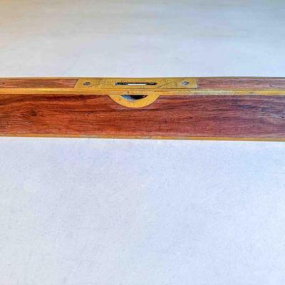Stratton 12â€ brass bound rosewood level, Very Good
