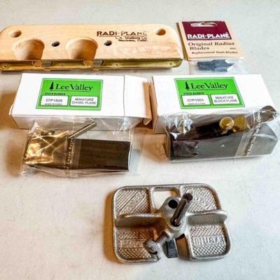 (lot) Stanley No. 271 small Router Plane, (2) Veritas miniature planes New, Radiplane, Excellent