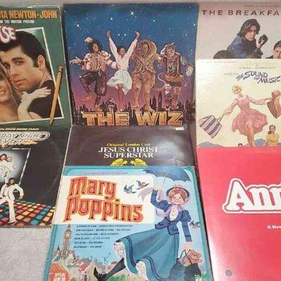 (8) Movie Soundtrack Album Lot FT- The Wiz, Annie, Grease
