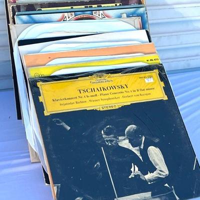 Vinyl Records incl. Tschaikowsky & Mozart

