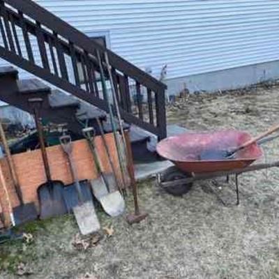 Estate sale photo