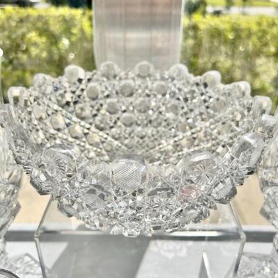 Large Russian-cut crystal bowl with daisy & button - brilliant period