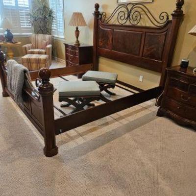 Thomasville King Bedframe
