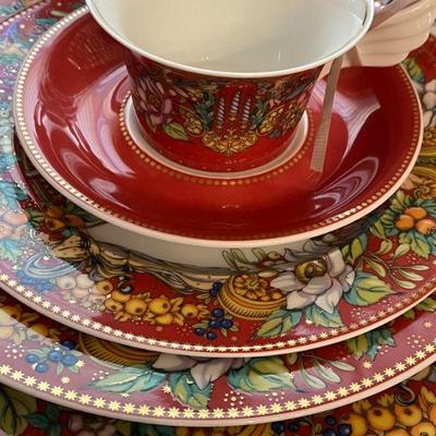 One place setting Versace