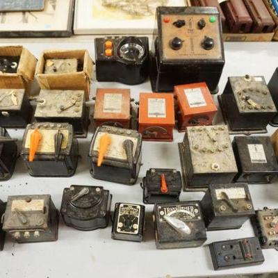 1247	COLLECTION OF MODEL TRAIN TRANSFORMERS

