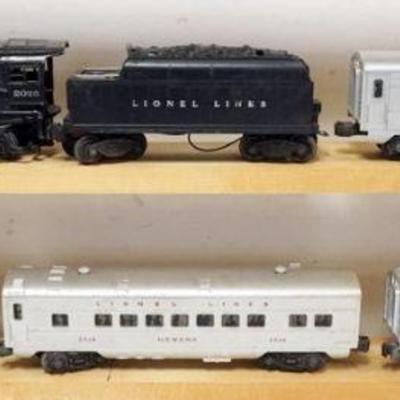 1099	LIONEL TRAIN O GAUGE #773 LOCOMOTIVE AND  WX TENDER WITH 4 CARS, # CLIFTON,  ELIZABETH, NEWARK, # SUMMIT
