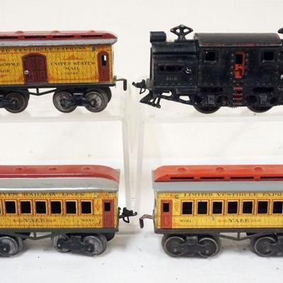 1028	IVES TRAIN O GAUGE #3218 ENGINE WITH 3 CARS, #60 BAGGAGE, #61 YALE
