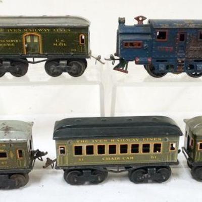 1026	IVES TRAIN O GAUGE #3218 ENGINE WITH 4 CARS, #60 BAGGAGE, #61 CHAIR CAR, #62 PARLOR
