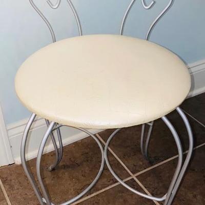 Detecto Vanity Chair