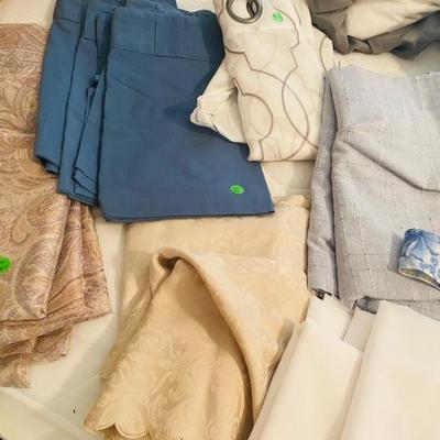 Curtains and Valences