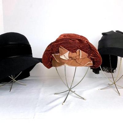 BIHY219 20â€™s & 30â€™s Ladies Hat Trio	Copper velvet, probably colored, dated in the 1920's, Landsco model by Fashion Favorites. Black...