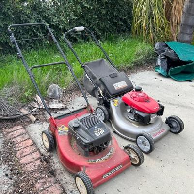 Murray lawnmower.
Honda lawnmower.