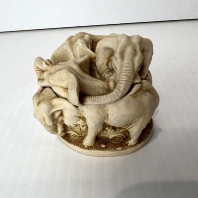 Elephant Form Trinket Box