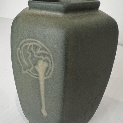 Roseville Rosecraft Small Hexagon Vase