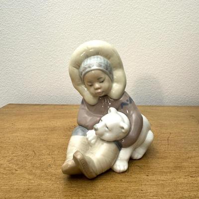 Lladro "Eskimo Boy"