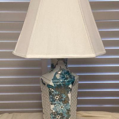 MSS046 Japanese Porcelain Kutani Table Lamp