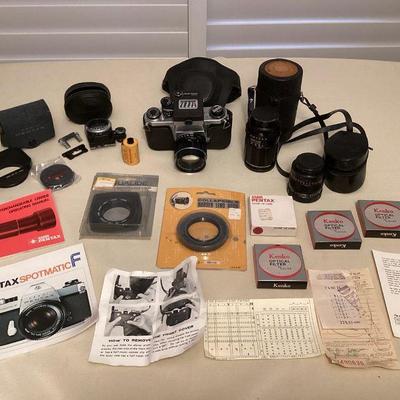 MSS077 Vintage Pentax Camera & Accessories 