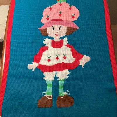 MSS210 Handmade Strawberry Shortcake Knit Blanket