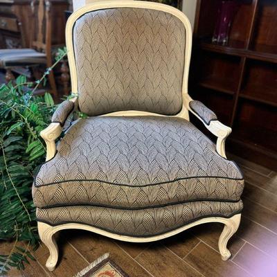 Drexel Heritage Louis XV wide seat chairs - set of 2 - $150 each