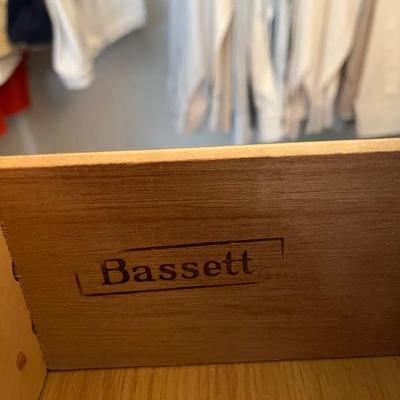 Basset - chest of drawers 