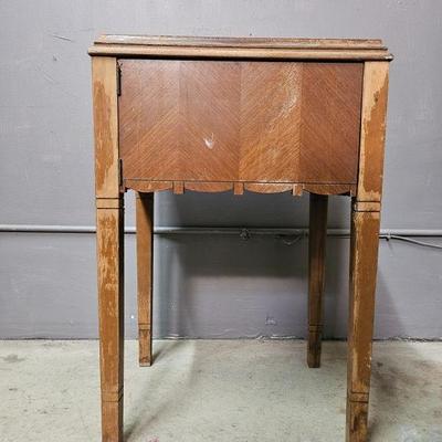 Lot 1406 | Sewing Machine Table W/ NSMCO Model B