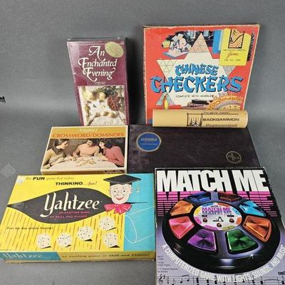 Lot 230 | Vintage Game Lot