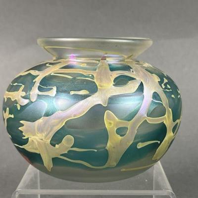 Lot 184 | Herb A. Thomas Blown Glass Vase