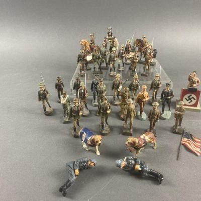 Lot 112 | Vintage German Elastolin & Lineol Soldiers