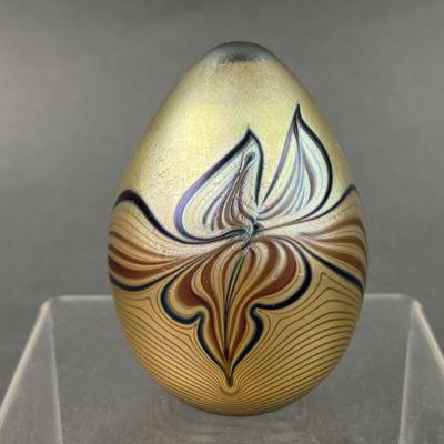 Lot 197 | Orient Flume Signed Egg Paperweight