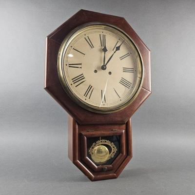 Lot 1194 | Vintage No Name Octagon Wall Clock