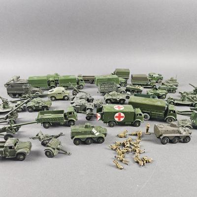 Lot 172 | Green Army Dinky Toys
