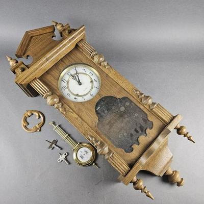 Lot 1390 | Vintage 31 Day Wall Clock