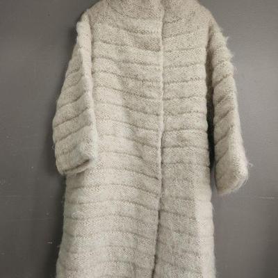 Lot 466 | Vintage Retro 1960s Hand Knitted Mohair Coat