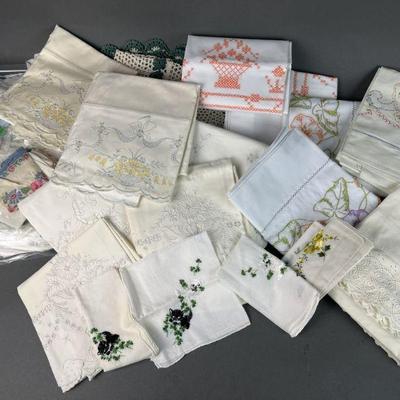Lot 1380 | Vintage Linens