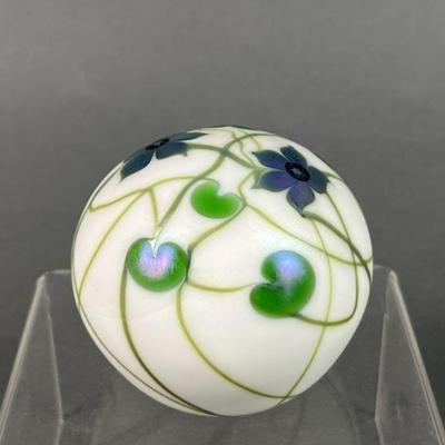 Lot 208 | Lunderberg Studios Signed Paperweight