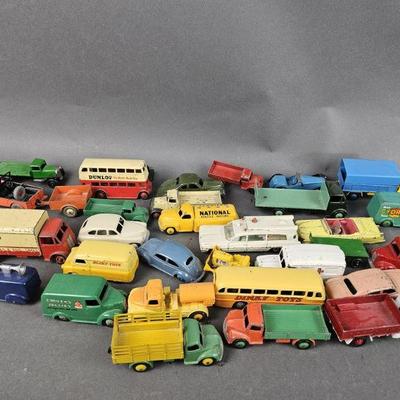 Lot 220 | Dinky Toys Cars