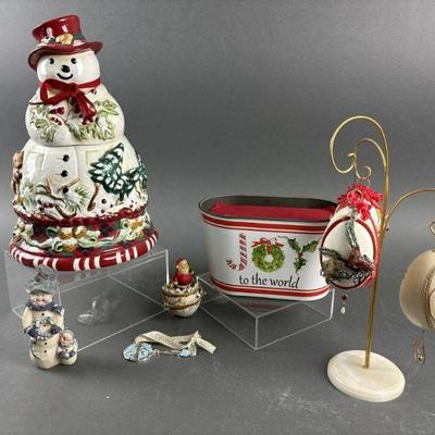 Lot 1143 | Vintage Christmas Jar & More