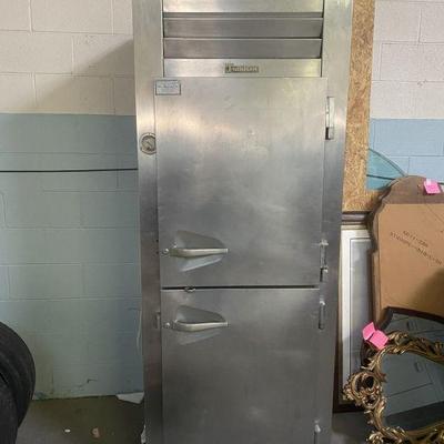 Lot 1246 | Large Traulsen Refrigerator