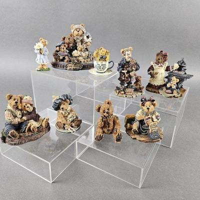Lot 1152 | Vintage Boyd's Bears & Friends Figurine Lot